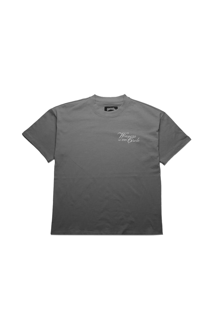 WINNER'S CIRCLE T-SHIRT IN GREY