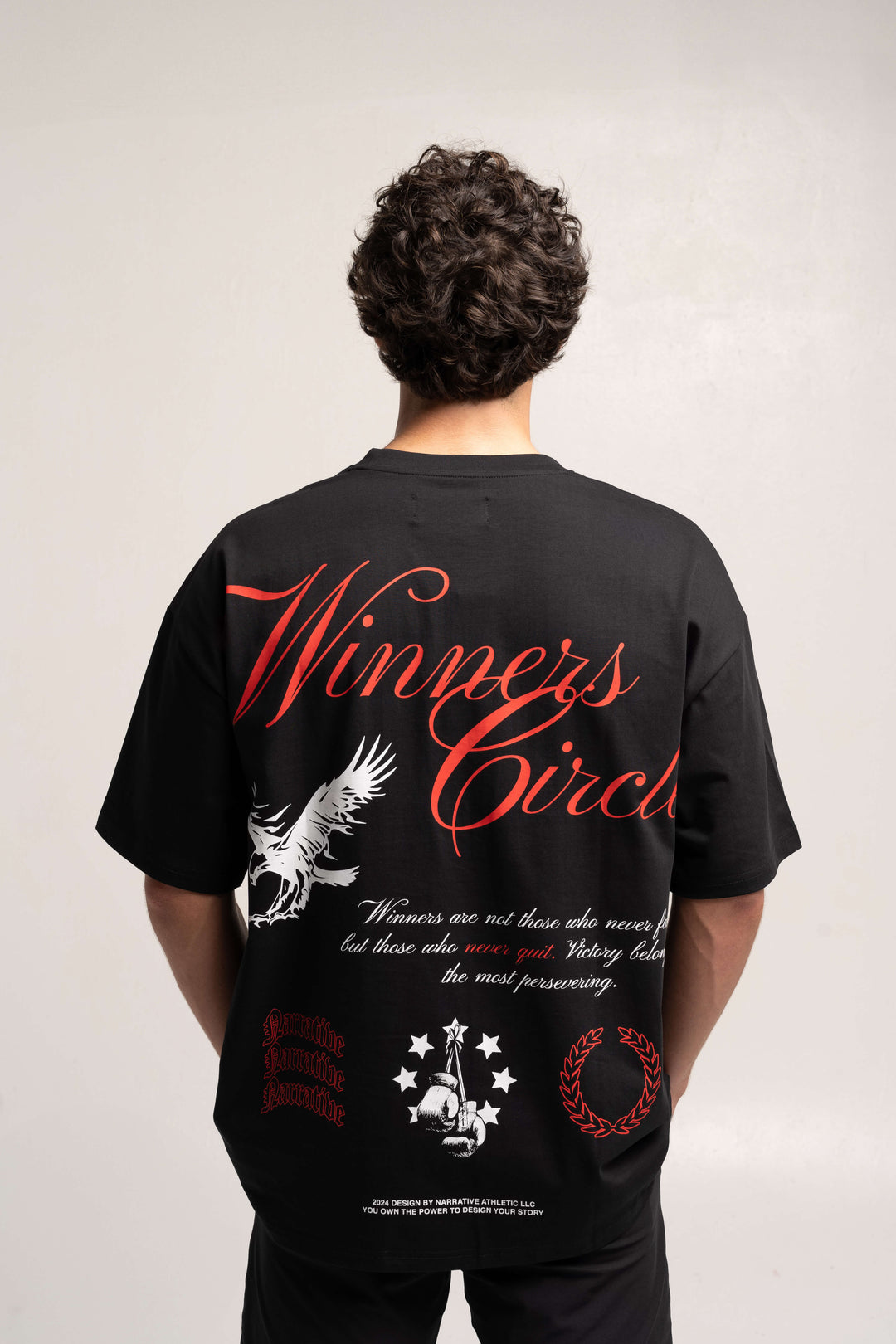 WINNER'S CIRCLE T-SHIRT IN BLACK